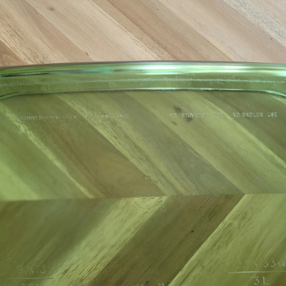 Vintage Anchor Hocking Green  Glass Casserole Baking Dish 3 QT USA 21 - Picture 7 of 8
